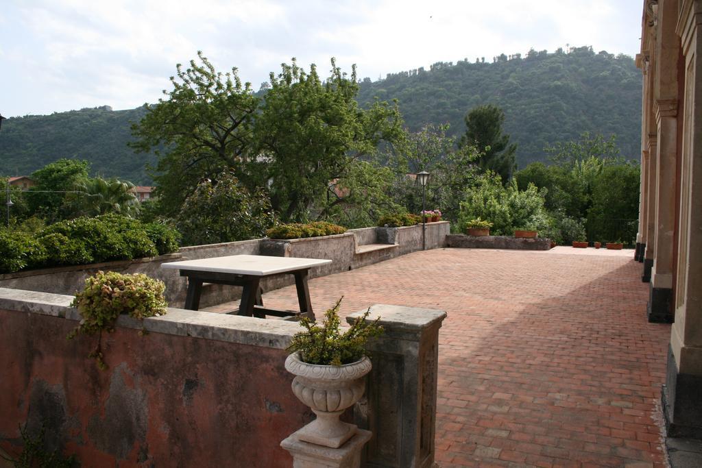 Villa Dei Leoni Santa Tecla Exterior foto